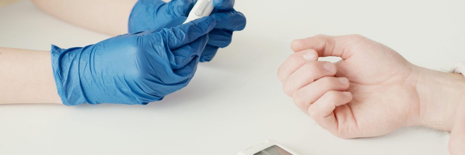 pexels-artempodrez-6823560